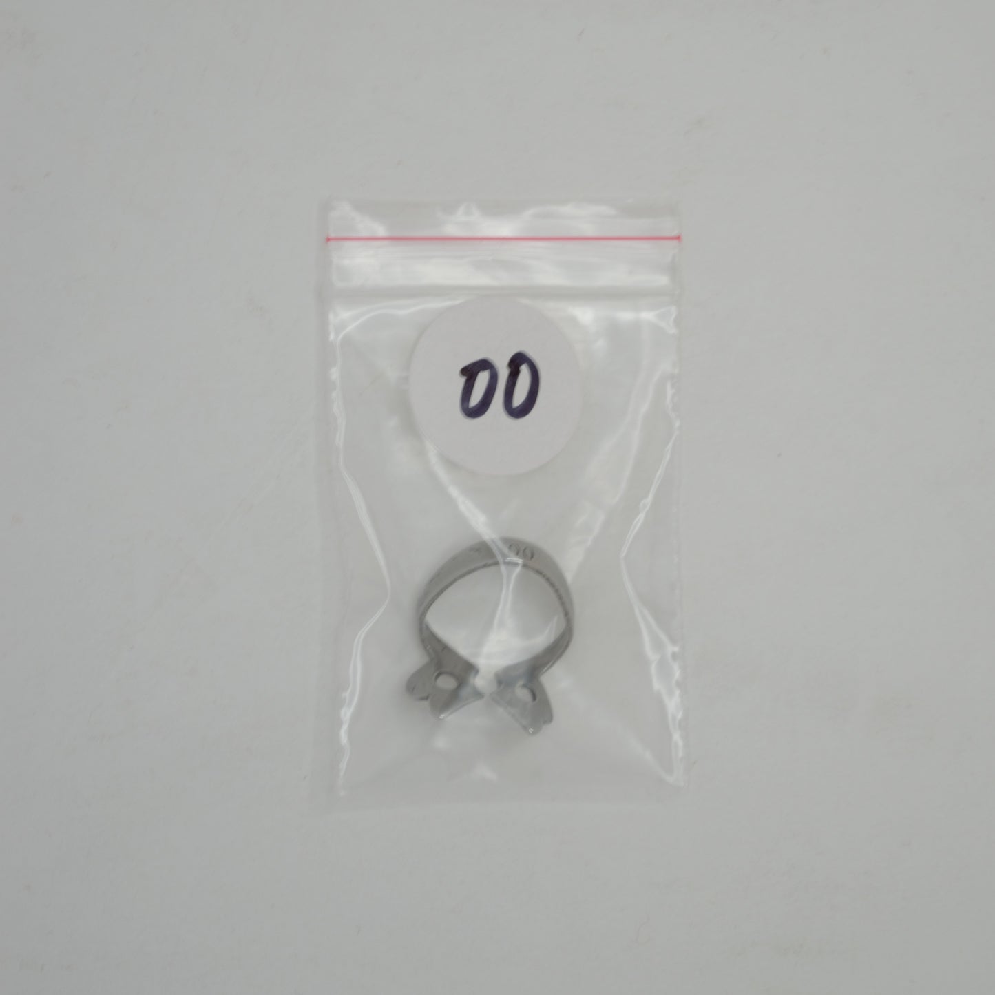 Anterior Rubber Dam Clamp, #00