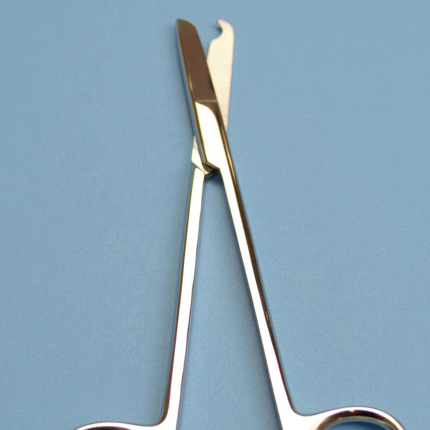 Stitch Scissor, Littauer