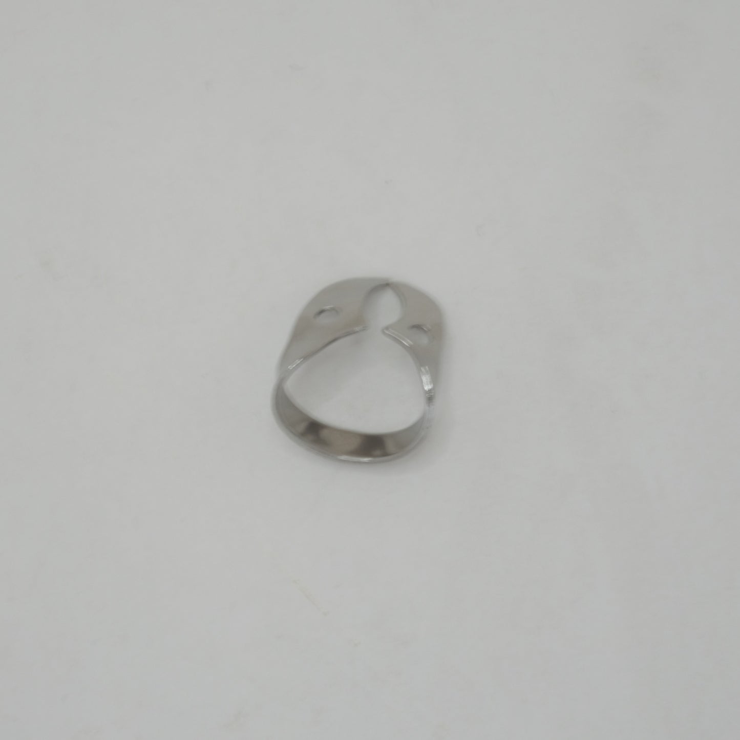 Molar Rubber Dam Lower Left Clamp, #24