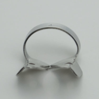 Molar Rubber Dam Upper Right Clamp,  #4