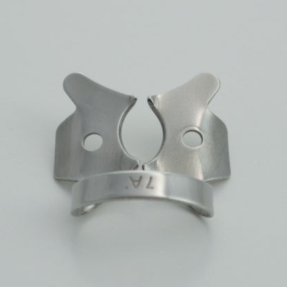 Molar Rubber Dam Clamp, #7A