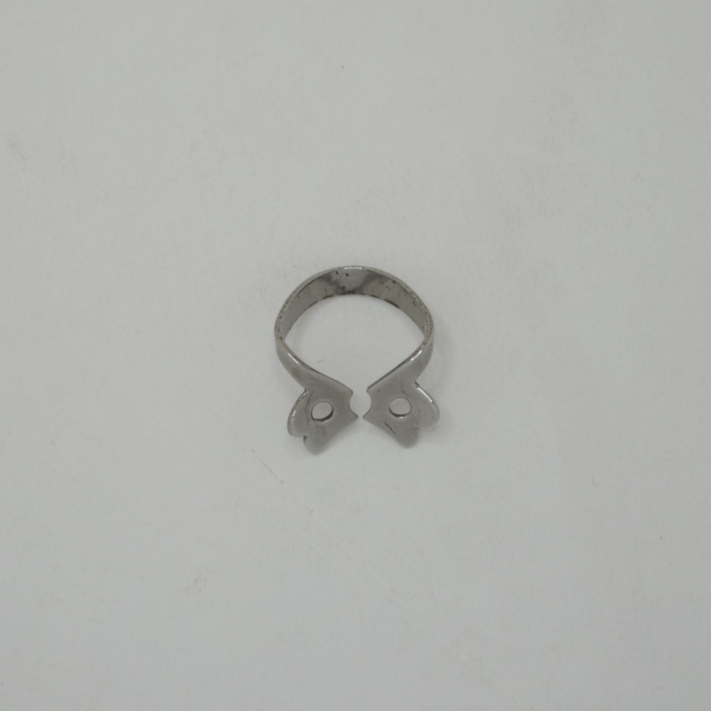 Anterior Rubber Dam Clamp, #00