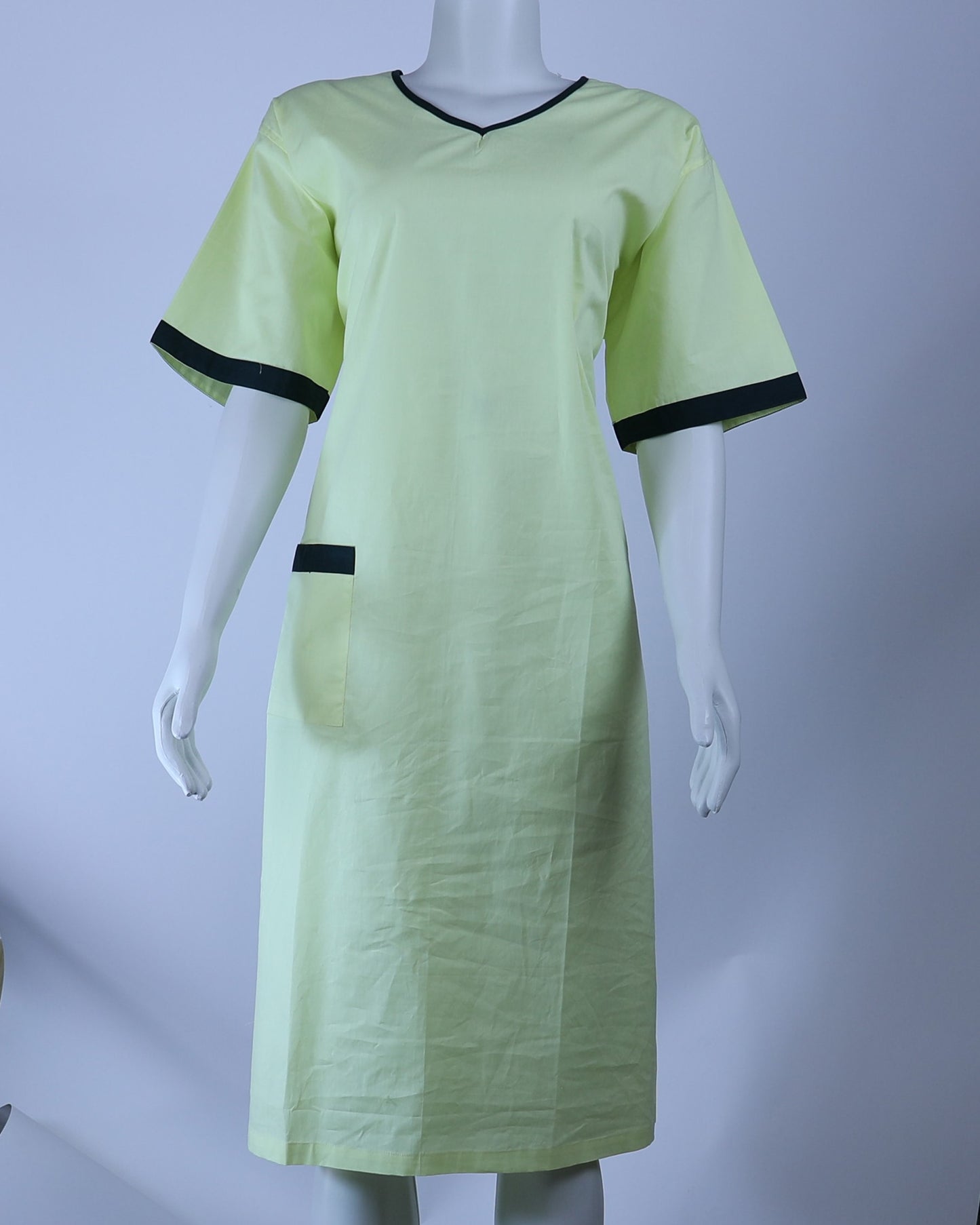 Medical Exam Gown, B21